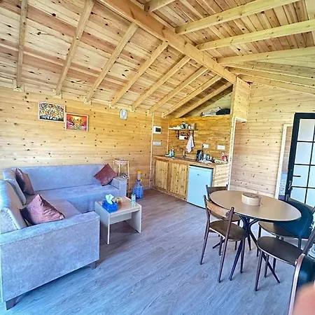 Σαλέ Angels Nest Wooden House